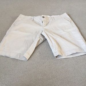 Old navy Bermuda shorts